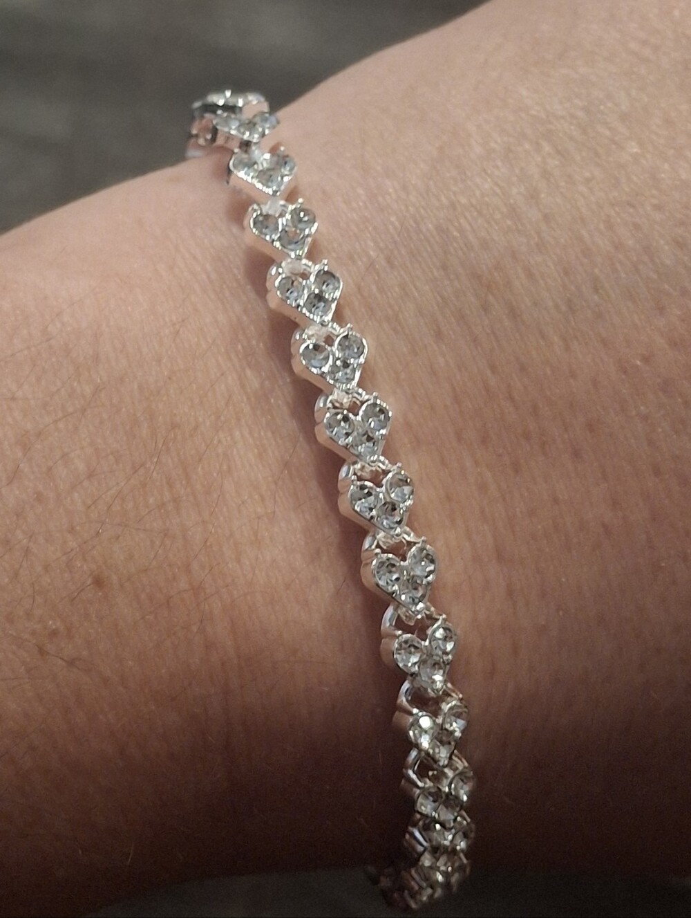 DIAMOND HEART TENNIS SILVER BRACELET
